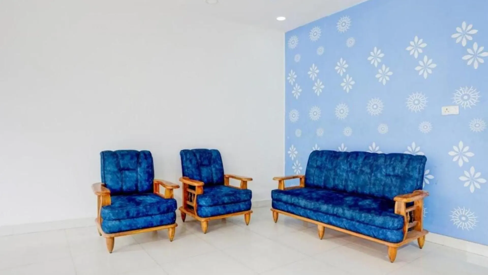 Hotel Premium Vista Inn Stay Near Siddheshwari Maa Durga - Fully Air Conditioned Hotel - Best Premium Hotel 바라나시 인도